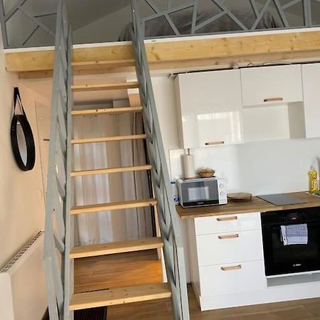 Logement Avec Mezzanine Tremblay-en-France Exterior photo